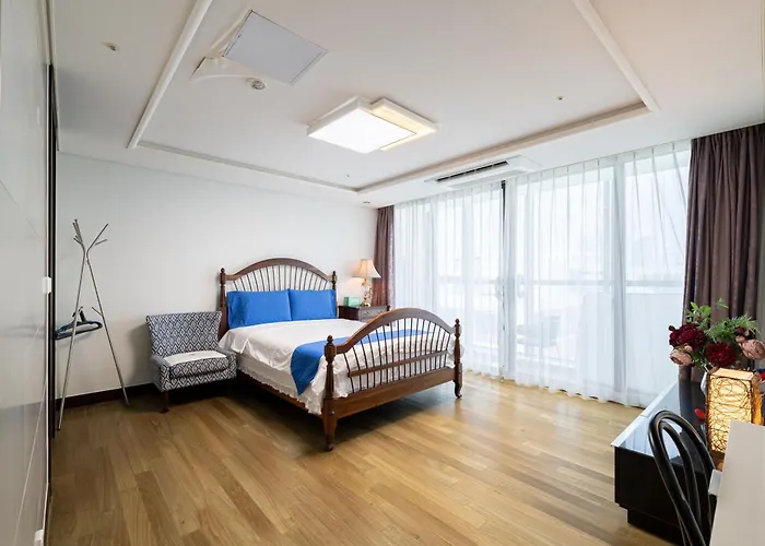 2400sqft On The 1min For Big Family Busan
